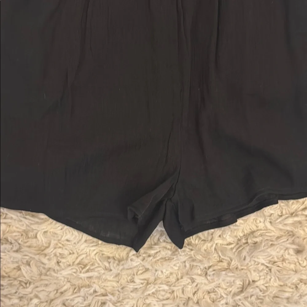 NWOT-Romper Chic Black Sleeveless Romper - Picture 10 of 13